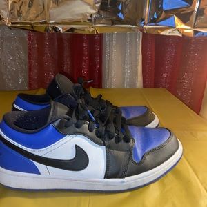 Jordan 1 lows “royals”